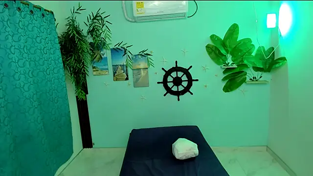 Snapshot of eladyrous98 chatting on 11/09/25, 07:39 eladyrous98 online show from 11/09/25, 07:39