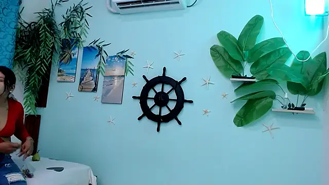 Snapshot of eladyrous98 chatting on 11/12/25, 01:55 eladyrous98 online show from 11/12/25, 01:55