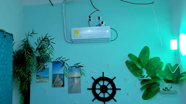 Snapshot of eladyrous98 chatting on 11/28/25, 07:00 eladyrous98 online show from 11/28/25, 07:00