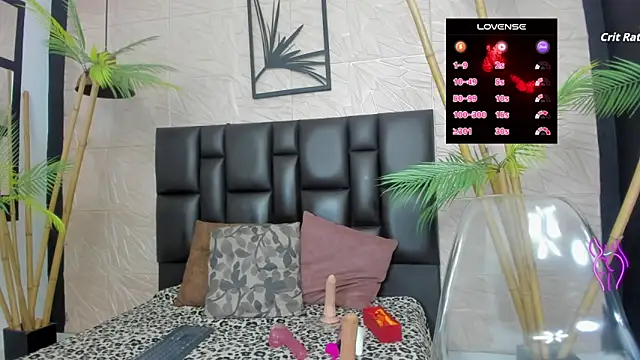 Snapshot of karlarusso chatting on 10/04/25, 07:45 karlarusso online show from 10/04/25, 07:45