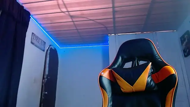 Abbiprada online show from 09/30/25, 07:19