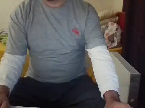 st206boy online show from 10/04/25, 12:19