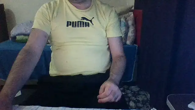 Snapshot of st206boy chatting on 05/29/26, 01:03 st206boy online show from 05/29/26, 01:03