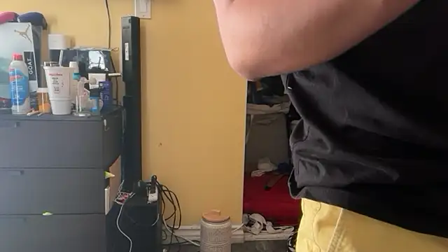 kSwisssxxx online show from 10/16/25, 08:10