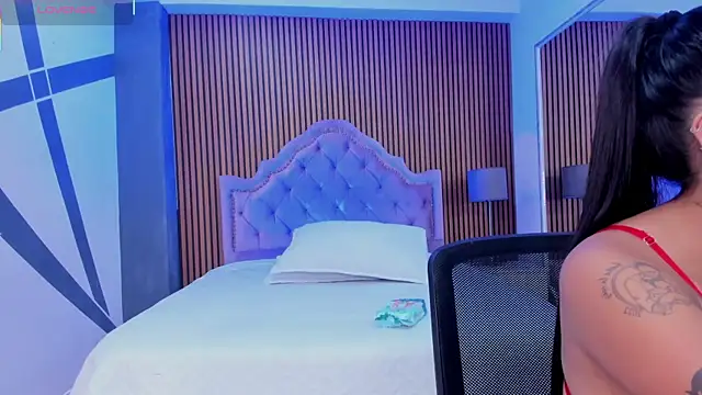 SelenaStonne online show from 10/29/25, 07:37