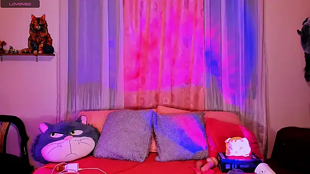 Snapshot of Rosie_Good_girl chatting on 09/15/25, 01:05 Rosie Good girl online show from 09/15/25, 01:05