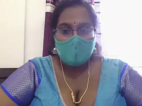 Reena-gowda online show from 09/18/25, 06:15