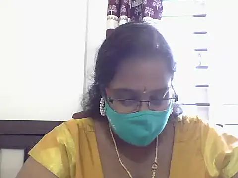 Reena-gowda online show from 09/20/25, 06:14