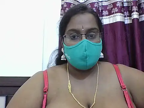 Reena-gowda online show from 09/21/25, 12:51