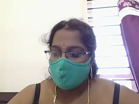 Reena-gowda online show from 09/26/25, 07:12