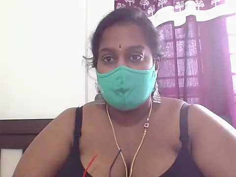 Reena-gowda online show from 10/16/25, 07:31