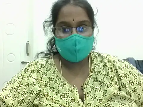 Reena-gowda online show from 10/24/25, 07:54