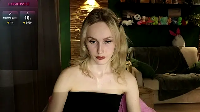 Belle Vill3575 online show from 11/19/25, 10:15