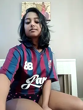 littlemissdevil69 online show from 01/18/26, 06:39