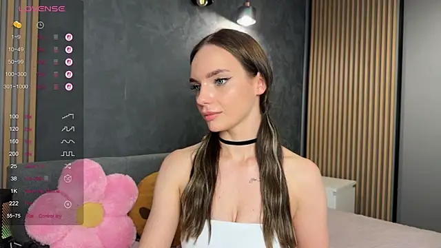 litlle angelll online show from 05/31/26, 06:09