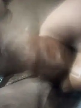 Snapshot of Curvy_Pounder chatting on 11/21/25, 07:07 Curvy Pounder online show from 11/21/25, 07:07