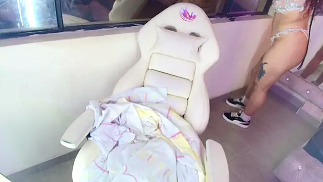 Snapshot of Soleil_66 chatting on 03/09/26, 05:44 Soleil 66 online show from 03/09/26, 05:44