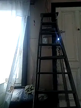 juanpa8453 online show from 10/31/25, 05:03