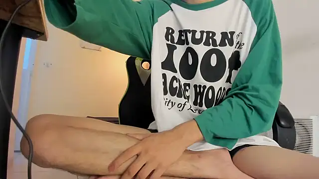 Darkknightx01 online show from 10/06/25, 05:49