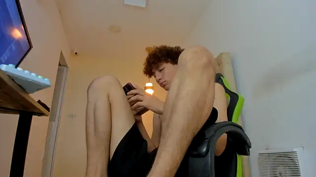 Darkknightx01 online show from 11/30/25, 11:53