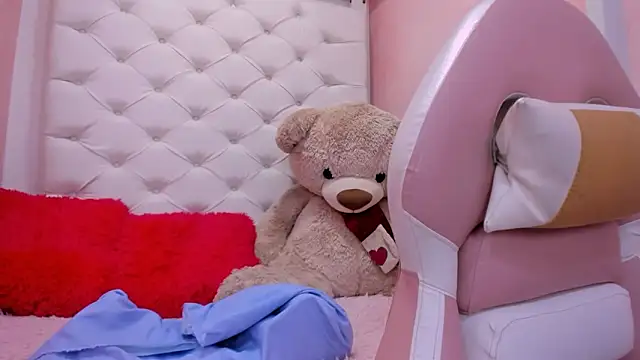 eimy skinny  online show from 03/25/26, 01:28