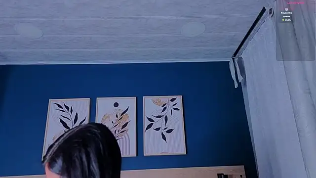 Snapshot of SarahMiler_ chatting on 09/16/25, 11:44 SarahMiler  online show from 09/16/25, 11:44