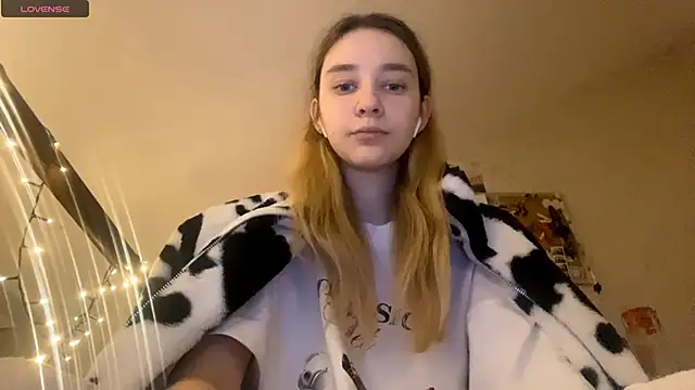 DanaCore online show from 11/11/25, 06:08