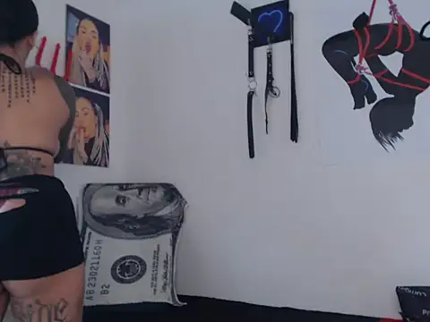 Snapshot of Sofia_May chatting on 02/19/26, 11:28 Sofia May online show from 02/19/26, 11:28