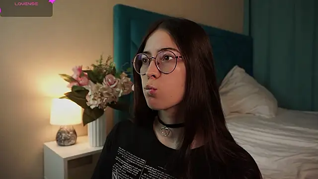 ywixos online show from 02/15/26, 02:25