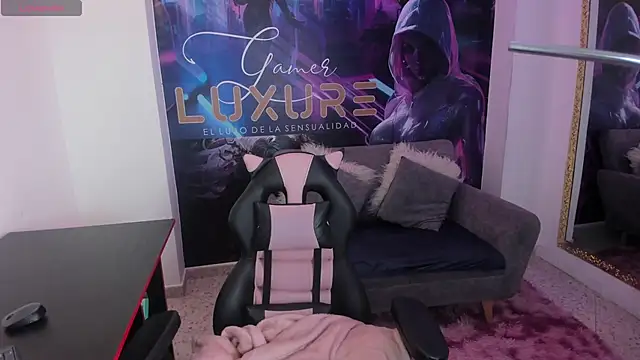 Liamartinn online show from 10/30/25, 01:56