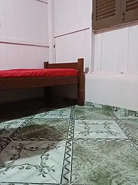 Snapshot of Luana_sexy42 chatting on 02/13/26, 04:19 Luana sexy42 online show from 02/13/26, 04:19