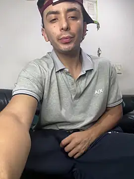 Snapshot of Jacobs0 chatting on 05/18/26, 03:02 Jacobs0 online show from 05/18/26, 03:02