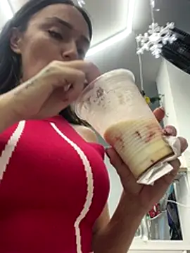 Snapshot of swmilena_hot_ chatting on 11/21/25, 10:08 swmilena hot online show from 11/21/25, 10:08