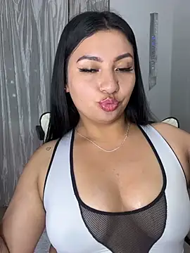 Issa Santana online show from 05/30/26, 09:34