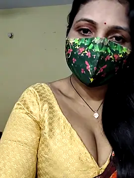 Snapshot of Hotty_Sonali chatting on 09/27/25, 01:10 Hotty Sonali online show from 09/27/25, 01:10