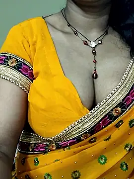 Snapshot of Hotty_Sonali chatting on 09/30/25, 01:16 Hotty Sonali online show from 09/30/25, 01:16