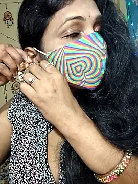 Snapshot of Hotty_Sonali chatting on 10/24/25, 08:05 Hotty Sonali online show from 10/24/25, 08:05