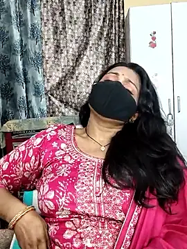 Snapshot of Hotty_Sonali chatting on 04/26/26, 11:41 Hotty Sonali online show from 04/26/26, 11:41