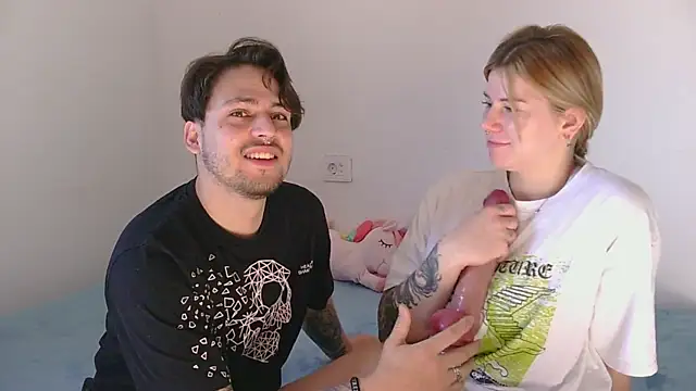 Snapshot of Nearky chatting on 11/25/25, 11:10 Nearky online show from 11/25/25, 11:10