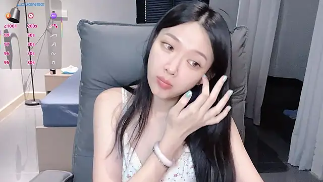 NiNi-baby520 online show from 10/21/25, 07:20