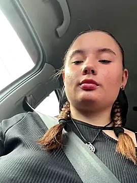 Snapshot of StephanieMur chatting on 09/23/25, 05:10 StephanieMur online show from 09/23/25, 05:10