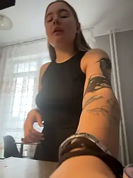 StephanieMur online show from 01/10/26, 04:14