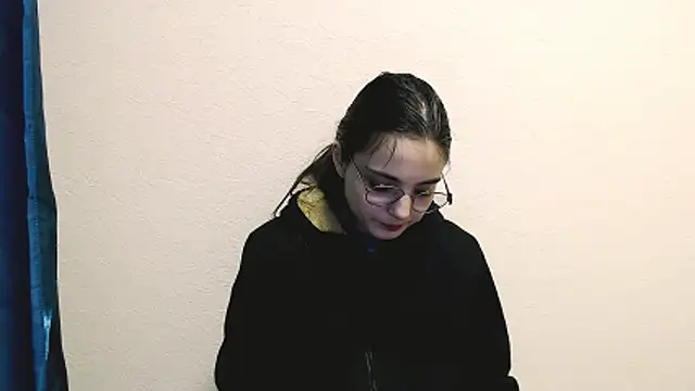 Sun Shine   online show from 12/16/25, 10:48