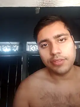 Snapshot of Desirock001 chatting on 11/06/25, 02:34 Desirock001 online show from 11/06/25, 02:34