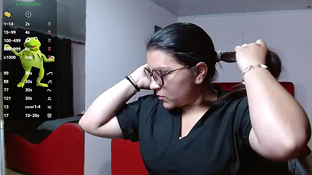 Sahamara 07 online show from 11/26/25, 07:26