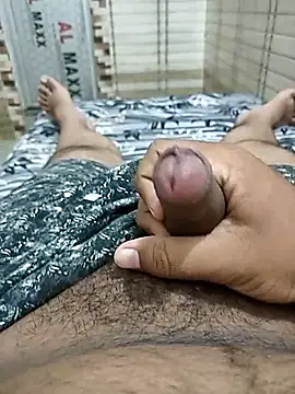 brownbear6 online show from 10/04/25, 12:58