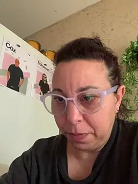 Snapshot of LupeLok chatting on 07/15/26, 04:12 LupeLok online show from 07/15/26, 04:12