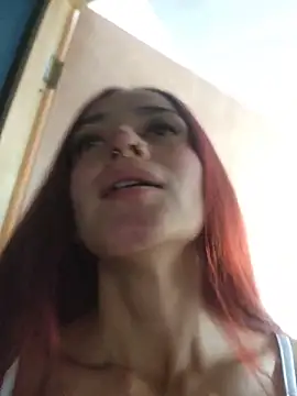 Snapshot of ViolethRosse chatting on 11/20/25, 08:08 ViolethRosse online show from 11/20/25, 08:08