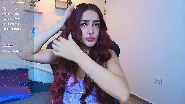 Snapshot of ViolethRosse chatting on 02/27/26, 12:54 ViolethRosse online show from 02/27/26, 12:54