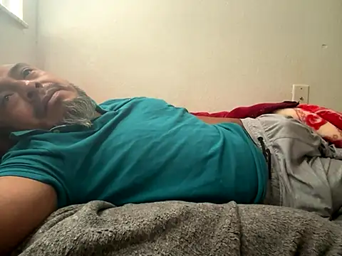 julio p online show from 10/11/25, 03:32